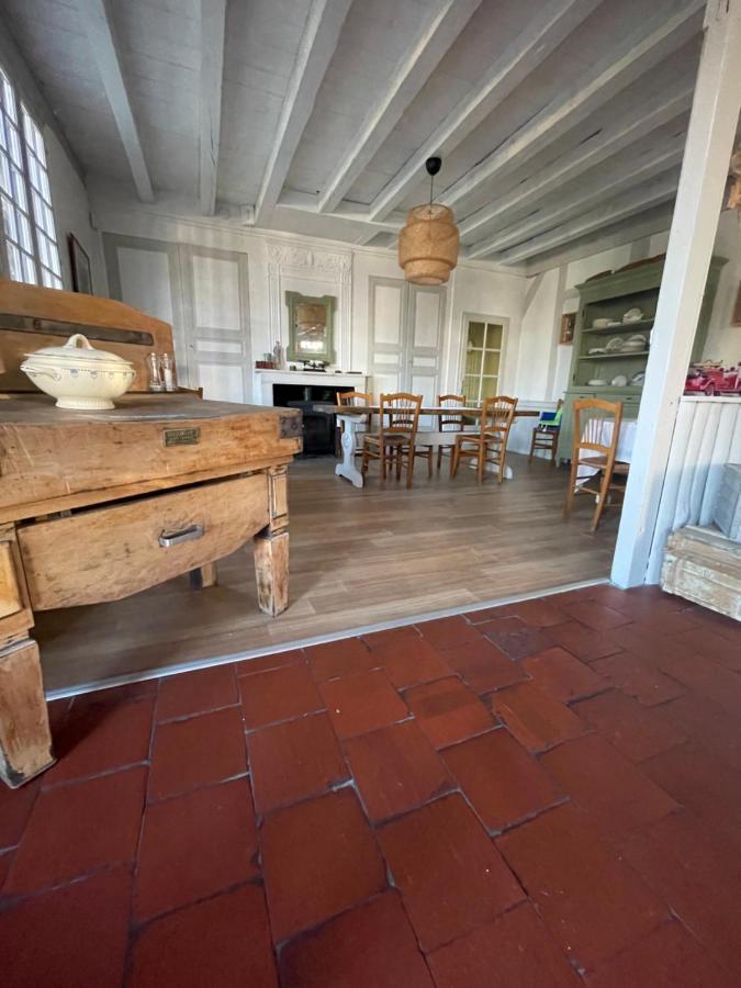 Hotel Et Restaurant Traditionnel L' Escalandes Lesperon  Экстерьер фото